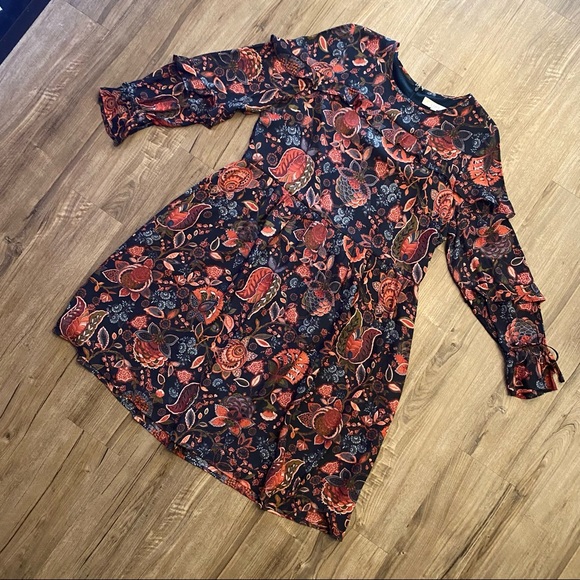 LOFT Dresses & Skirts - 🌺NEW🌺 LOFT MIDI DRESS